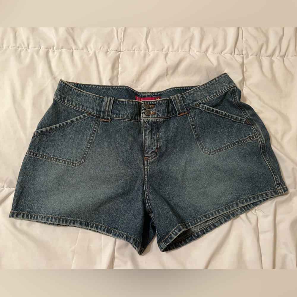 SO Jean shorts